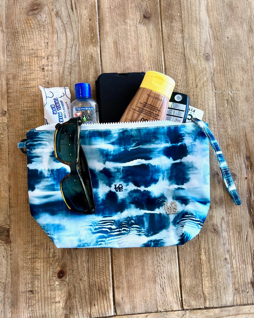 POOL PARTY Water Resistant Pouch — Ocean Tyde
